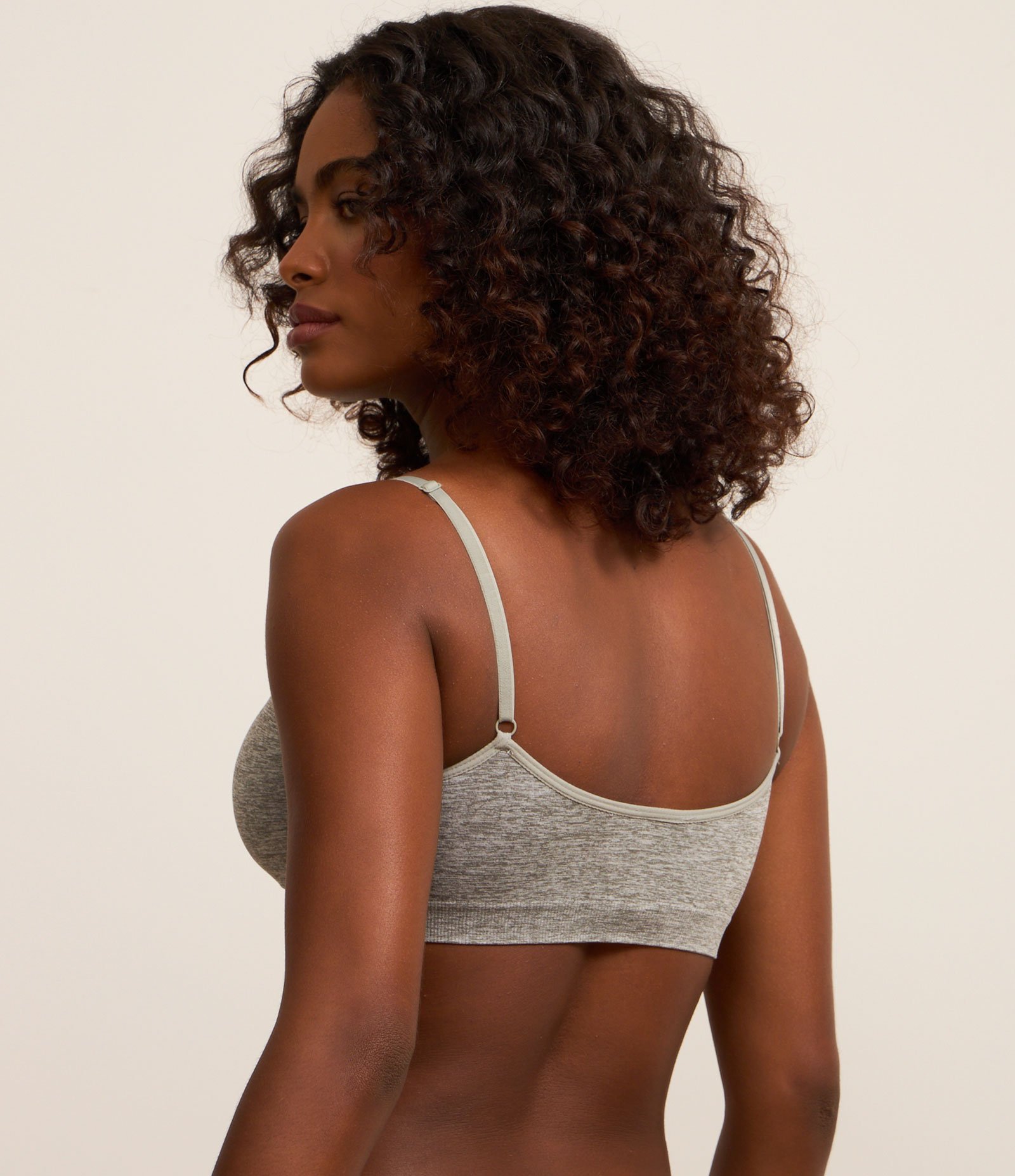 Sutiã Top em Microfibra com Bojo Removível Seamless Cinza 2