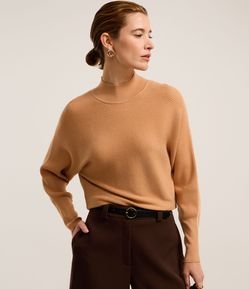 Blusa em Tricô Canelado com Gola Alta