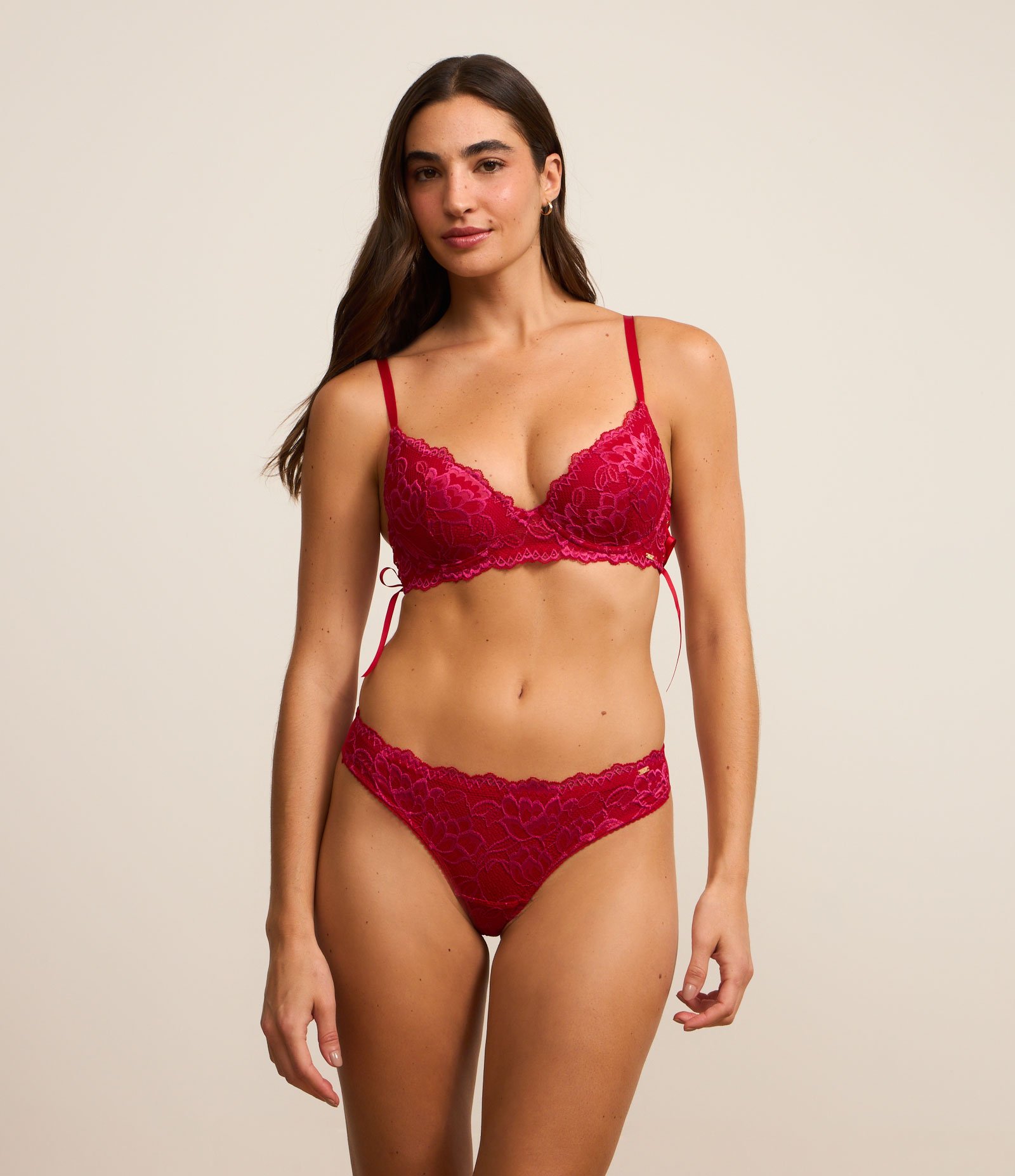 Sutiã Base Bojo Oco em Renda Bicolor com Amarração Lateral Vermelho 2