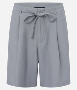 Bermuda em Alfaiataria com Cinto de Tecido