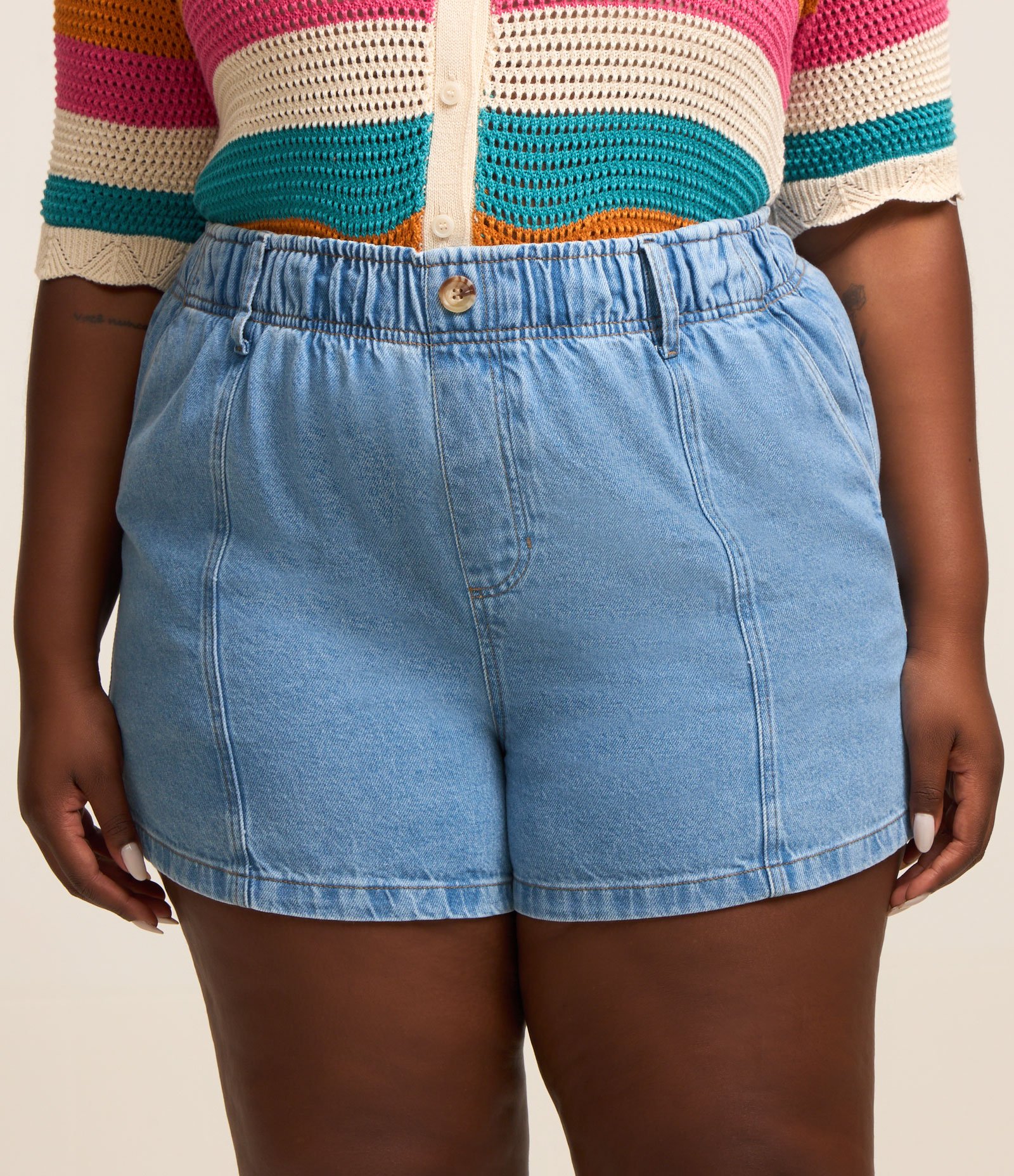 Short Clochard em Jeans com Bolso Faca Curve & Plus Size Azul 2
