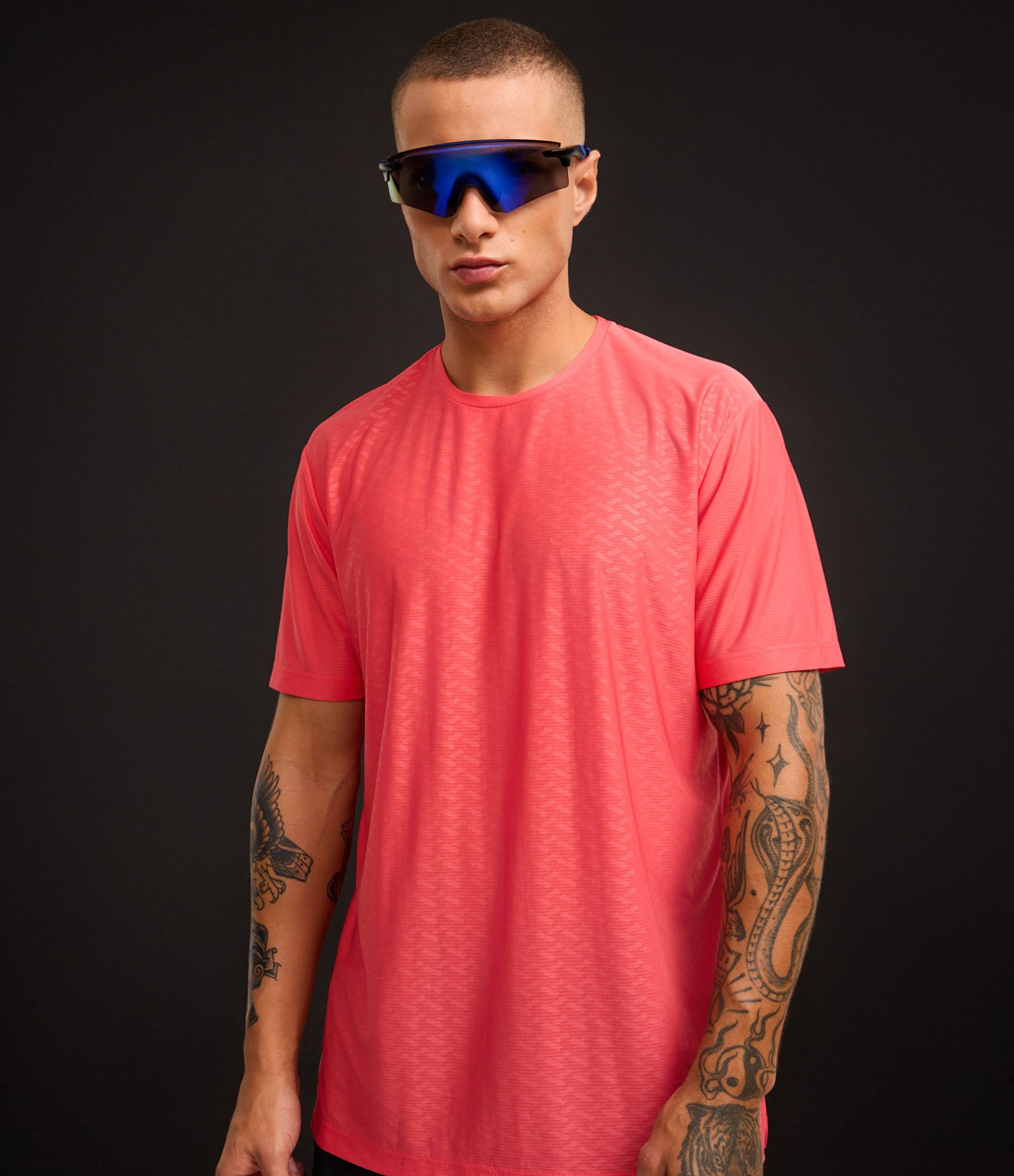 Camiseta Esportiva Tecnologia Dry com Estampa Heat Print Geométrica Salmão 5