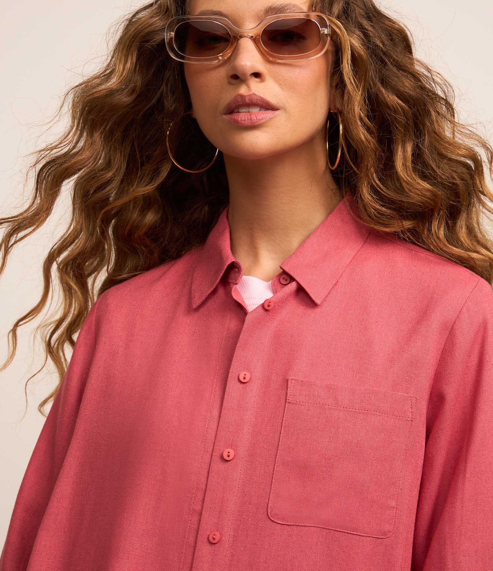 Camisa Alongada Básica em Viscose e Linho Rosa 4