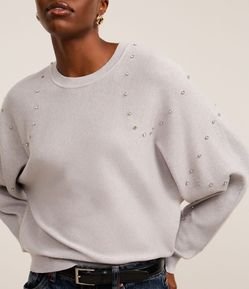 Blusa em Tricô com Mangas Bufantes e Pedrinhas