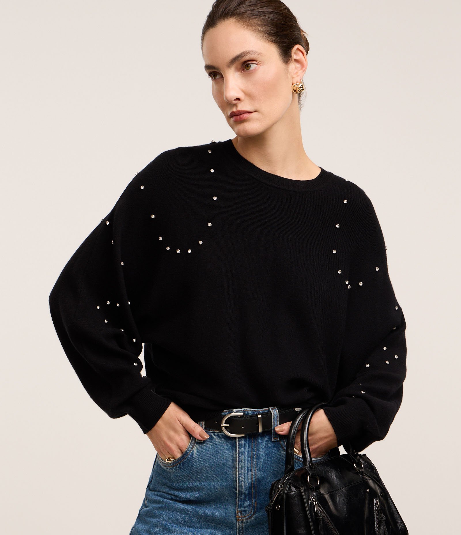 Blusa em Tricô com Mangas Bufantes e Pedrinhas Preto 1