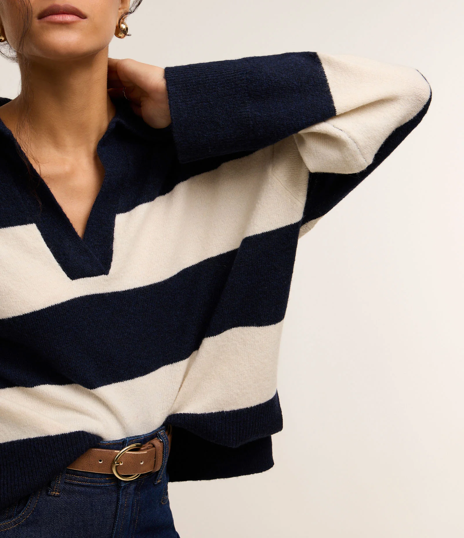Suéter Listrado em Tricô com Gola Polo e Caimento Pesado Azul Marinho/Branco 4