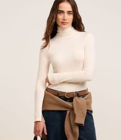 Blusa Básica em Tricô Pesado com Gola Alta