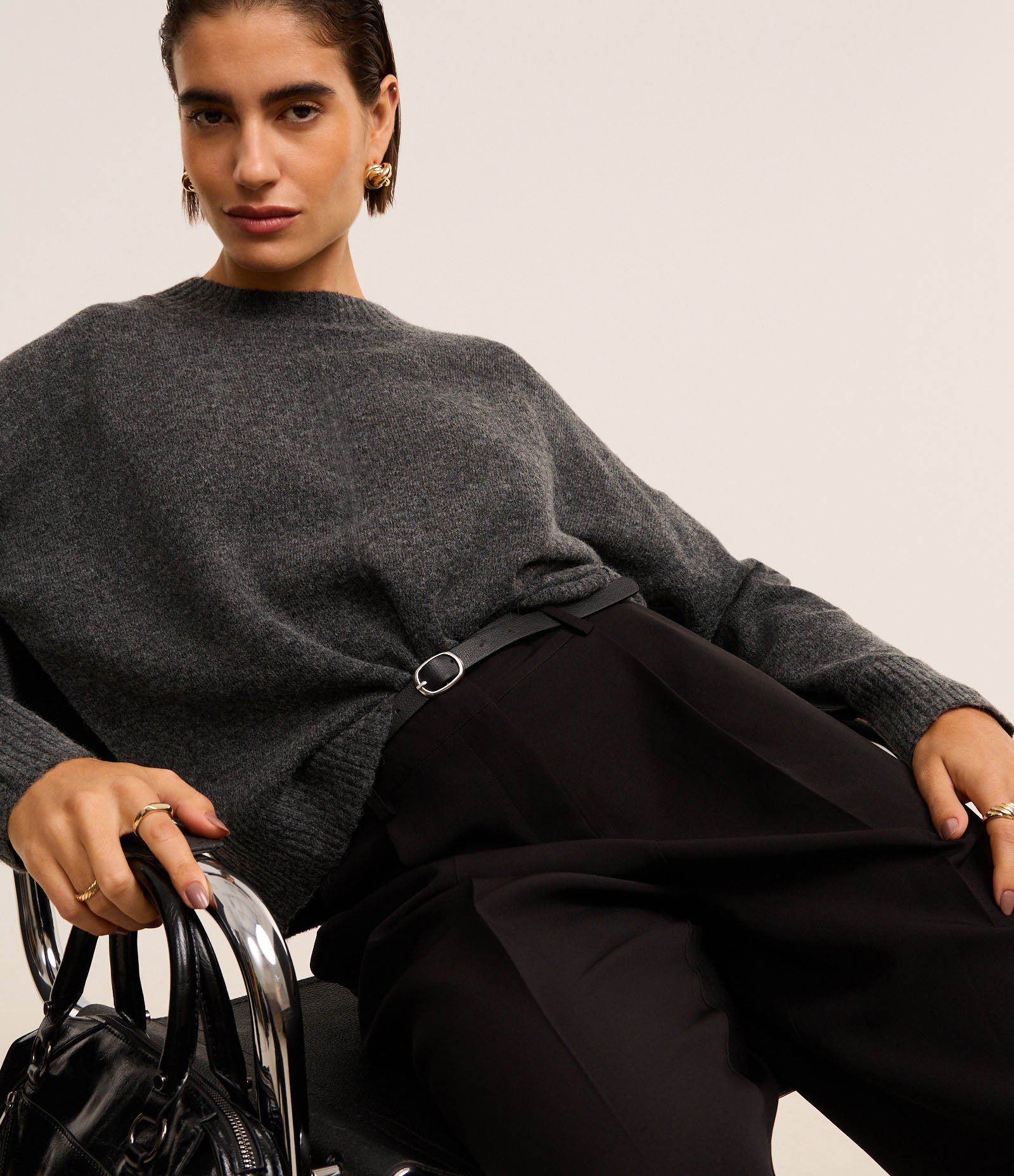 Suéter em Tricô de Fundo Mescla com Friso Cinza 5