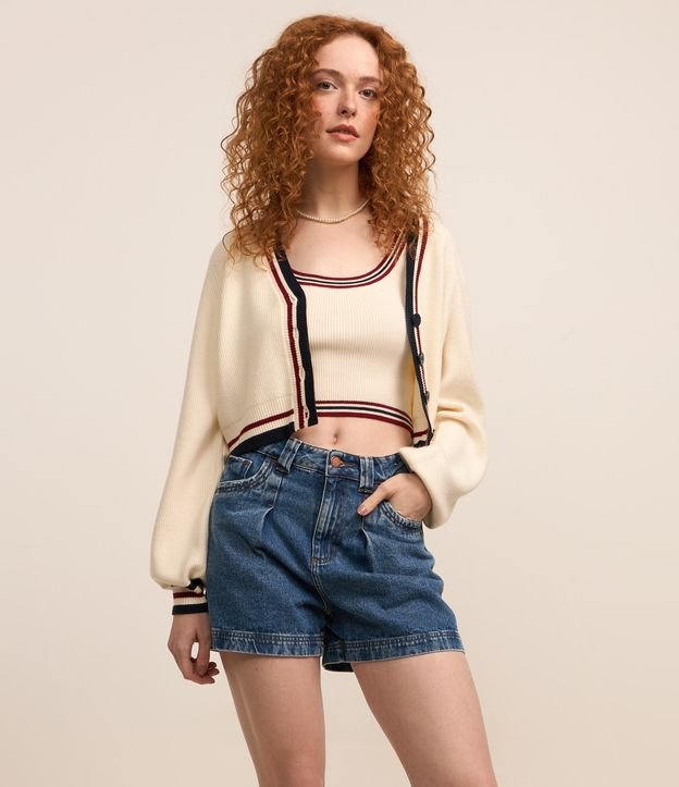 Short Baggy em Jeans com Cós Interno Listradinho