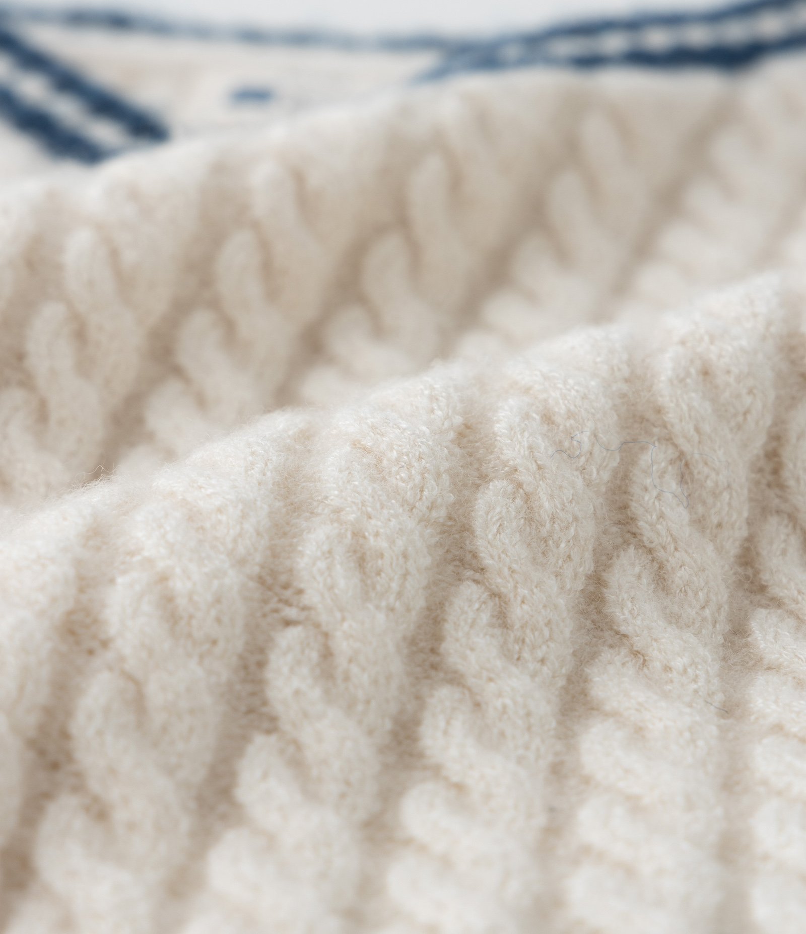 Colete Infantil em Tricô Trançado com Viés Contrastantes - Tam 0 a 18 meses Bege 3