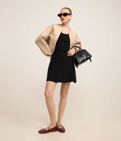 Vestido Curto em Tricô Canelado com Decote Quadrado