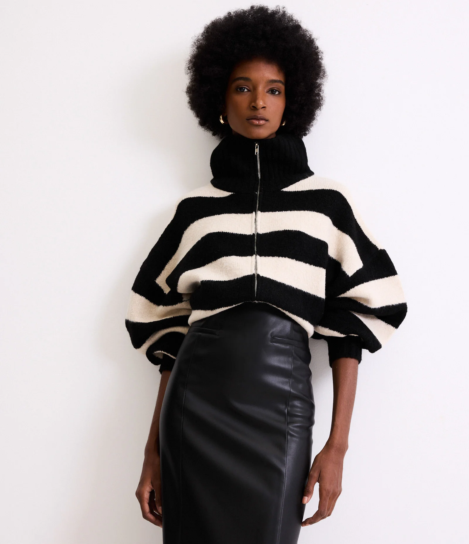 Cardigan em Tricô com Punho e Listras Largas Bege/Preto 1