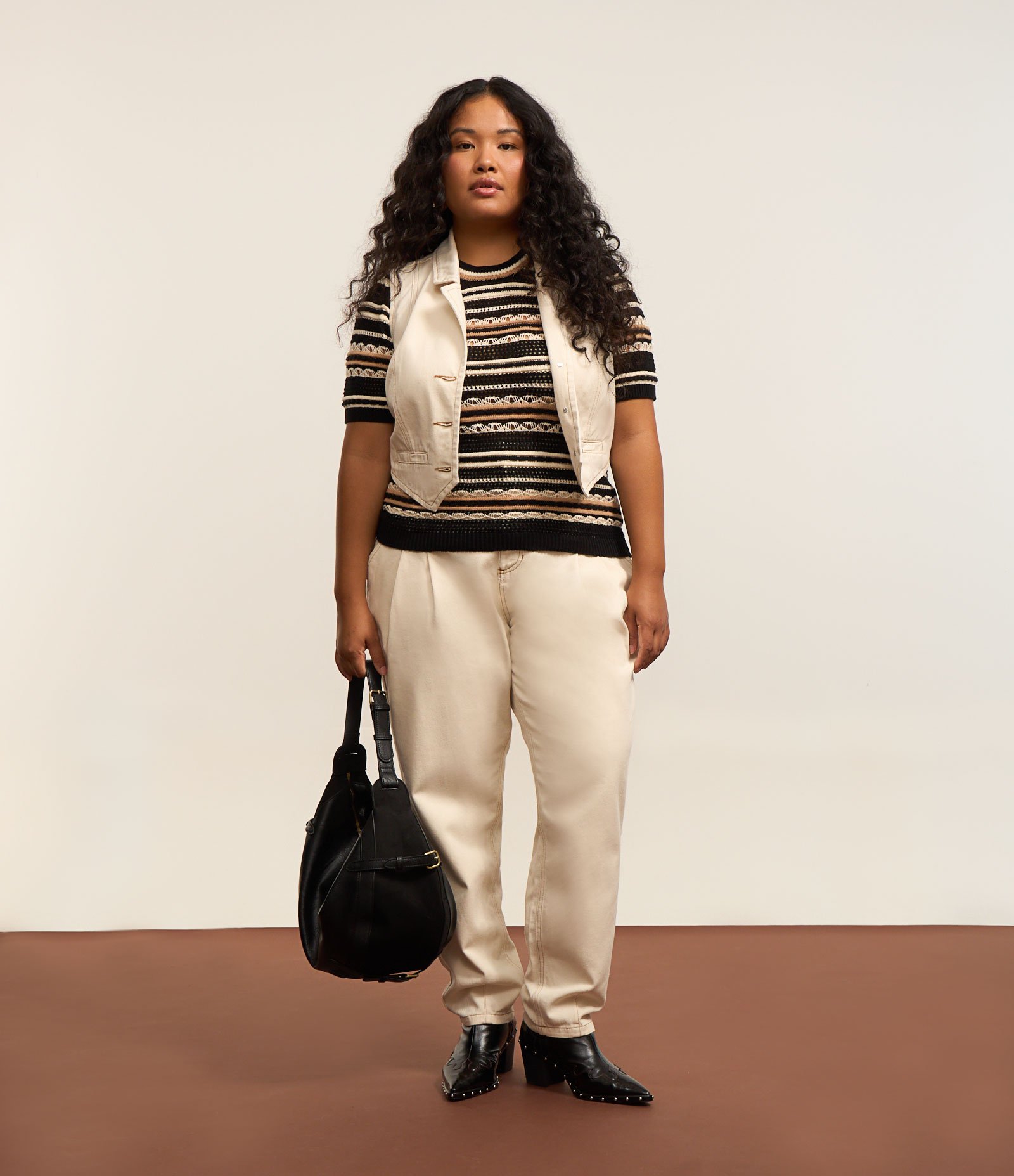 Blusa em Tricô Listrado com Manga Bufante Curve & Plus Size Preto/Marrom/Off White 2