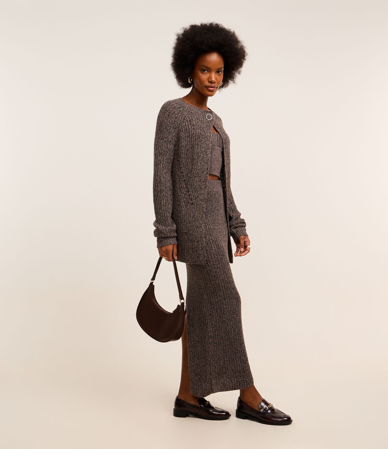 Cardigan em Tricô com Fio Metalizado e Botão no Decote Cinza 5