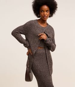 Cardigan em Tricô com Fio Metalizado e Botão no Decote