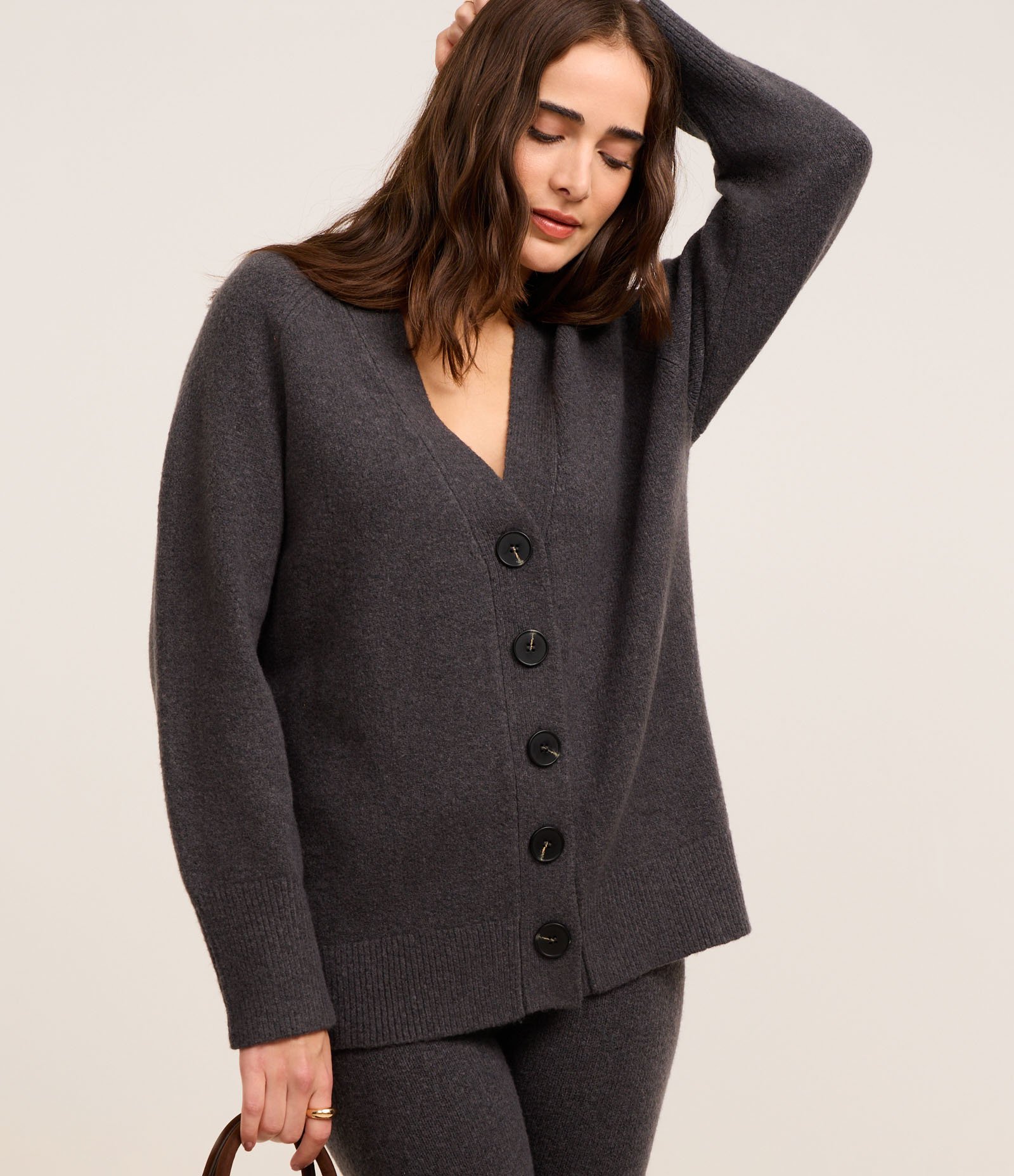 Cardigan Oversized em Tricô com Caimento Pesado Cinza 5