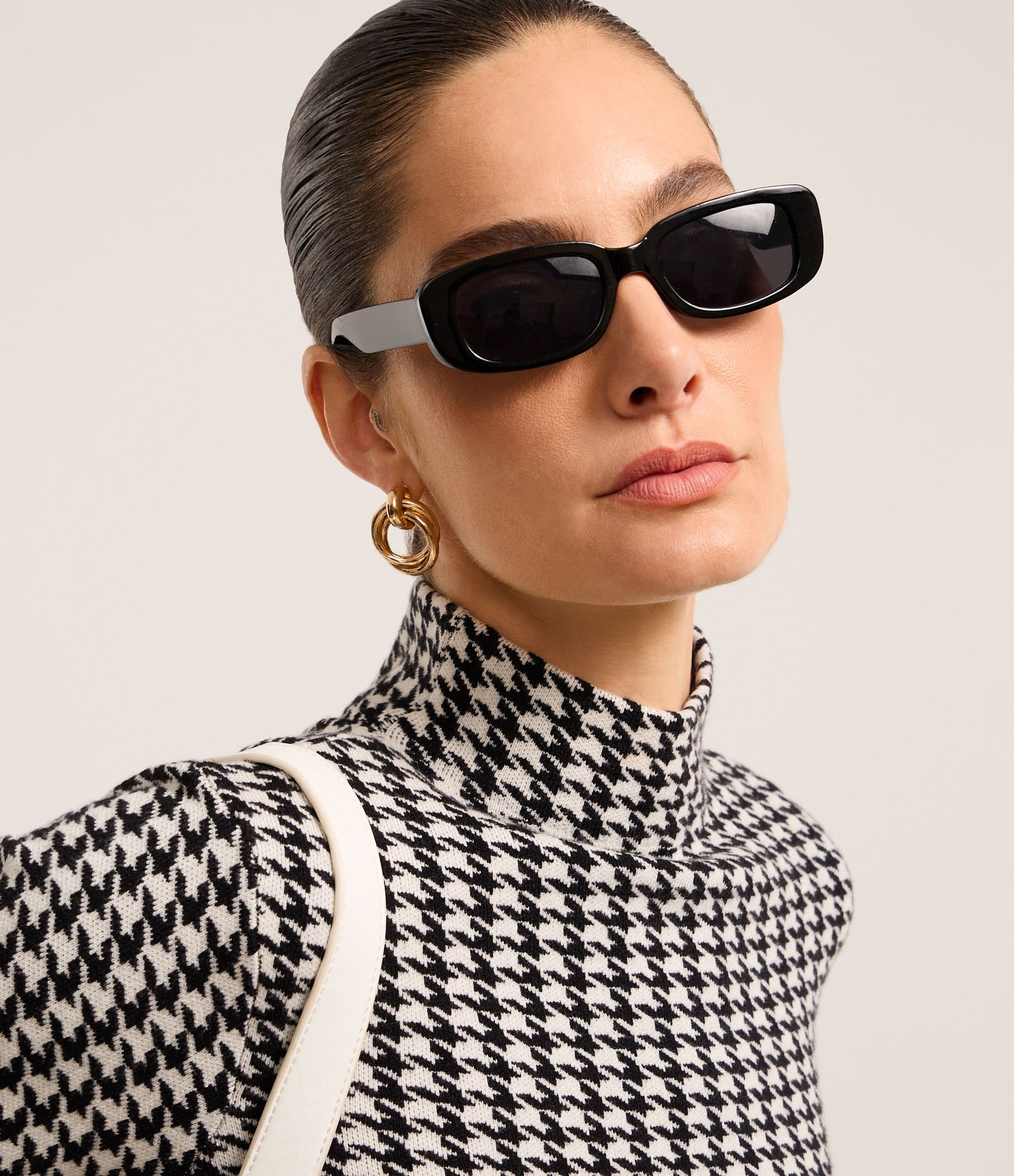 Suéter em Jacquard com Gola Alta e Estampa Pied de Poule Preto 5