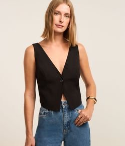 Blusa Alfaiatada Estilo Colete em Crepe com Alças Finas nas Costas