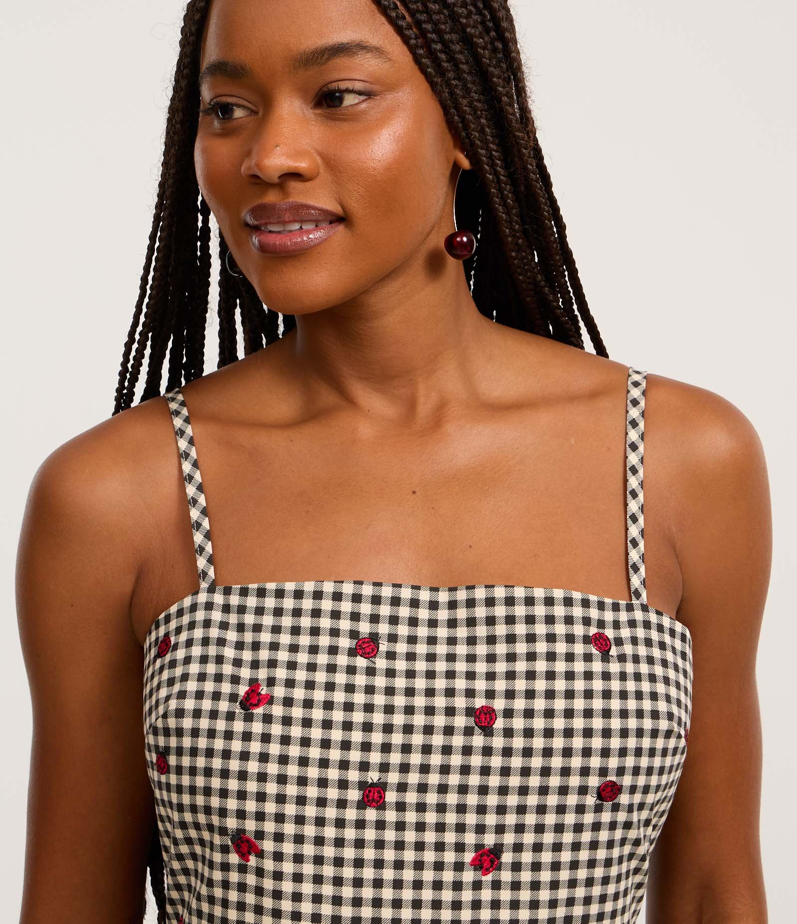 Vestido New Midi em Tricoline Xadrex Vichy com Bordado de Florzinhas Preto 3