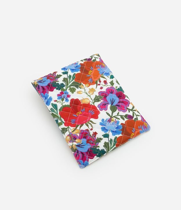 Case Notebook com Textura Matelassê e Estampa Floral