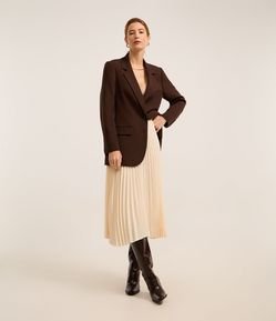 Saia Midi Alfaiatada com Textura Plissada