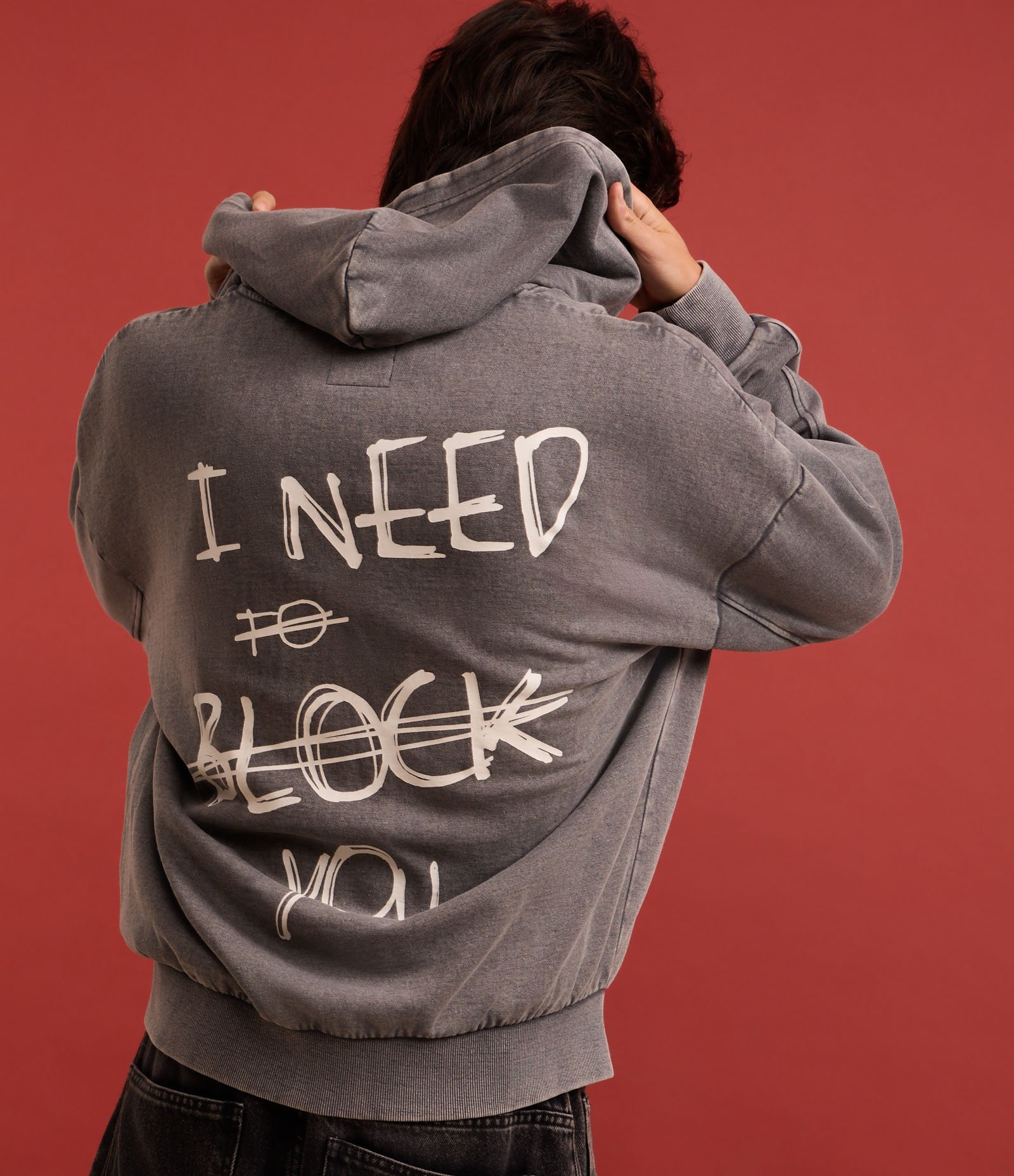 Casaco Boxy em Moletom com Felpa e Estampa Localizada e Efeito Lavado Cinza 5