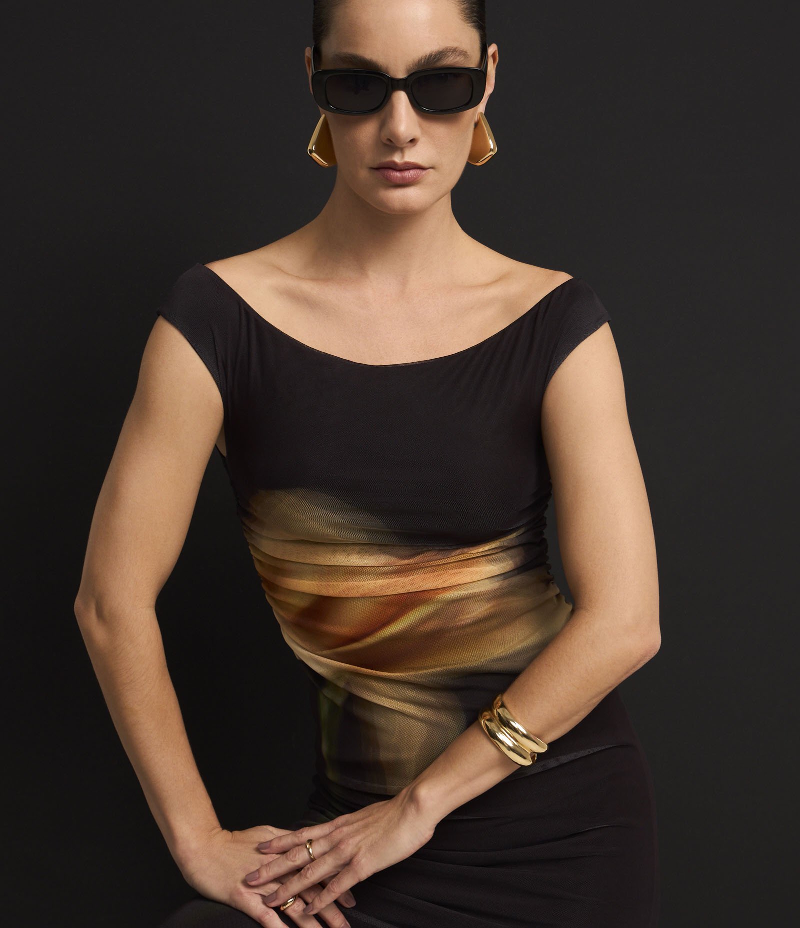 Vestido Midi Ombro a Ombro em Tule com Estampa Floral Preto 5