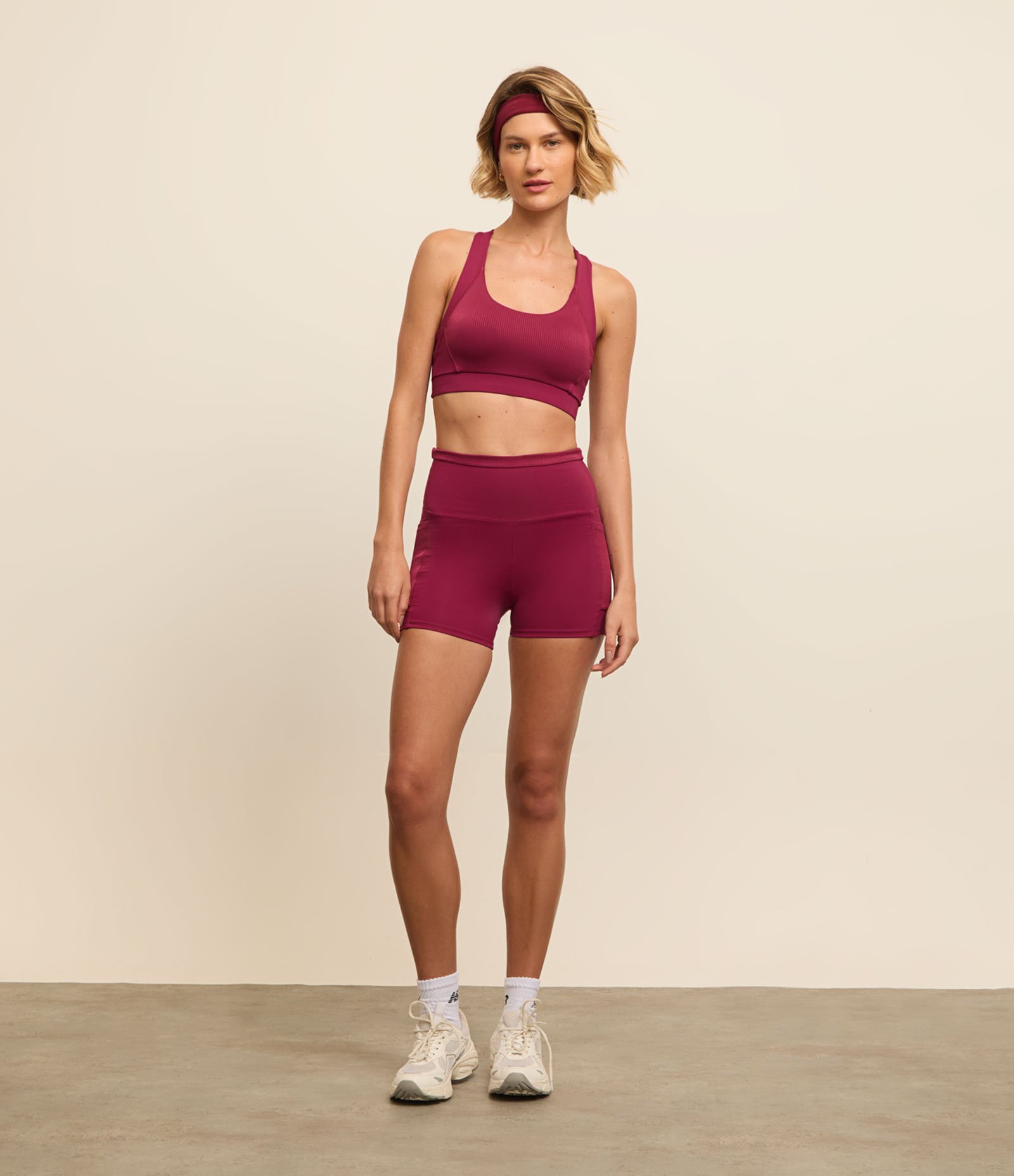 Bermuda Esportiva em Microfibra com Cós Dobrado com Textura Vermelho 1