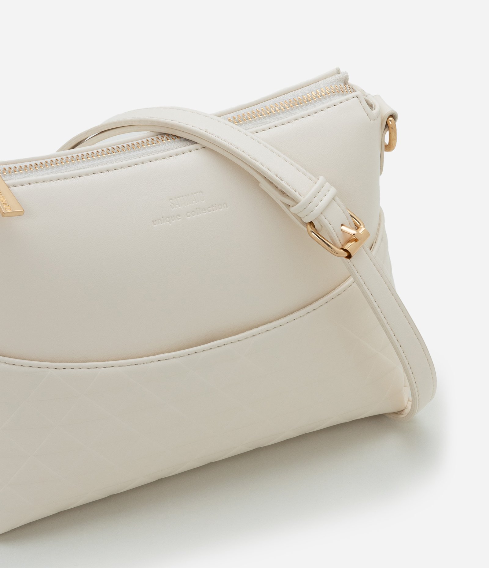 Bolsa Pequena em PU com Textura Embossed Off White 4