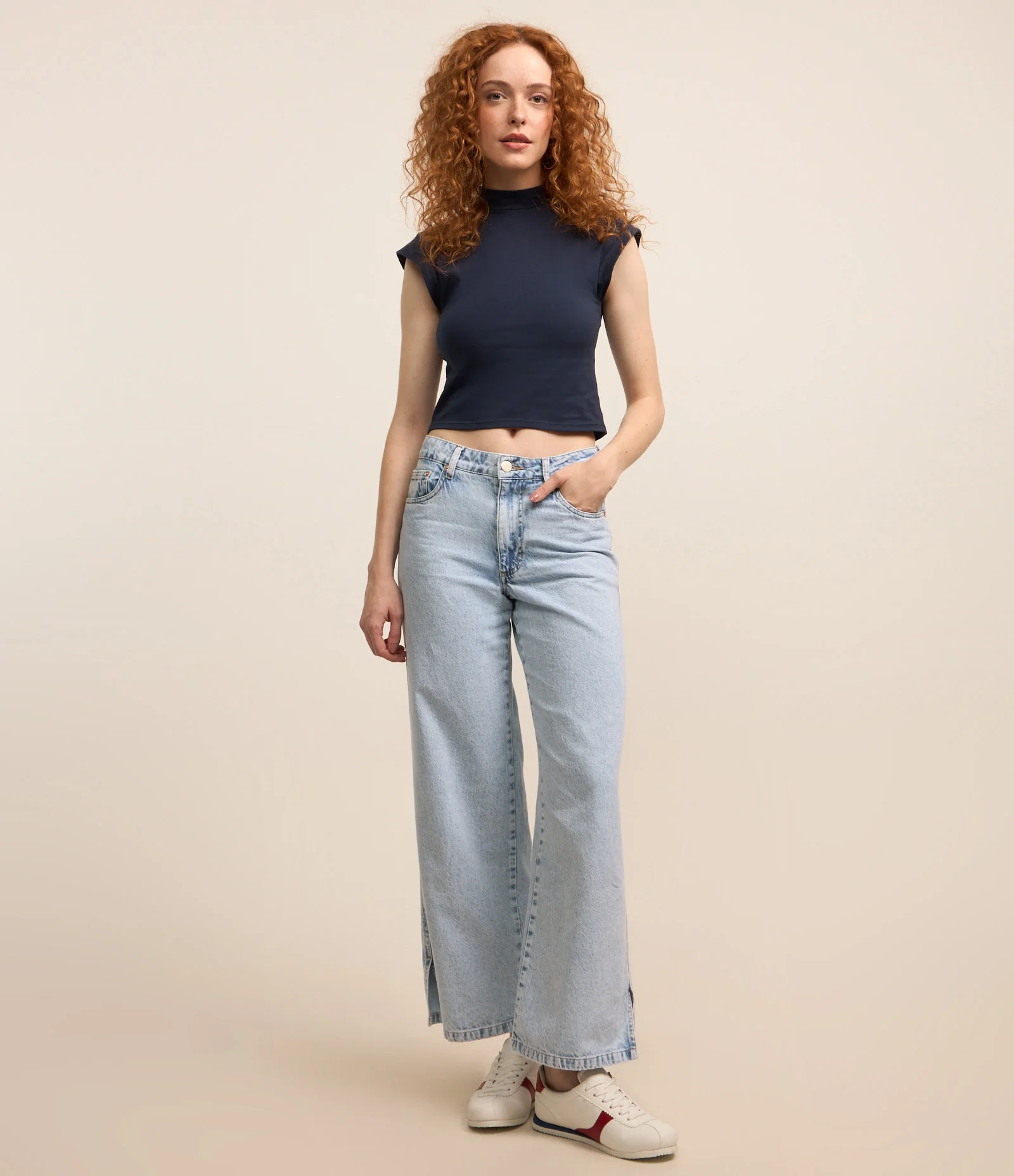 Blusa Sem Manga em Algodão e Elastano com Gola Alta Azul 2