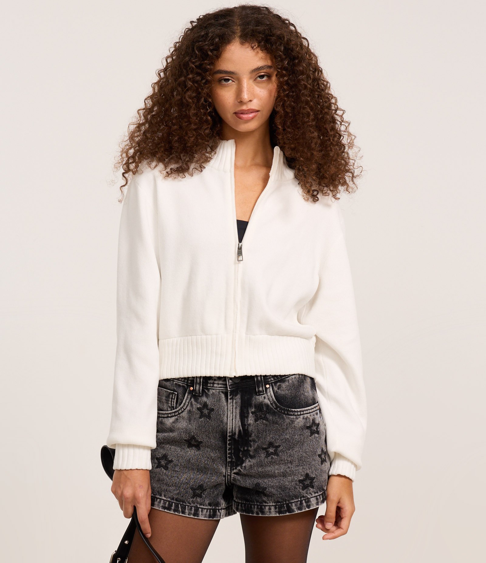 Casaco em Tricô com Zíper e Golinha Alta Branco 3