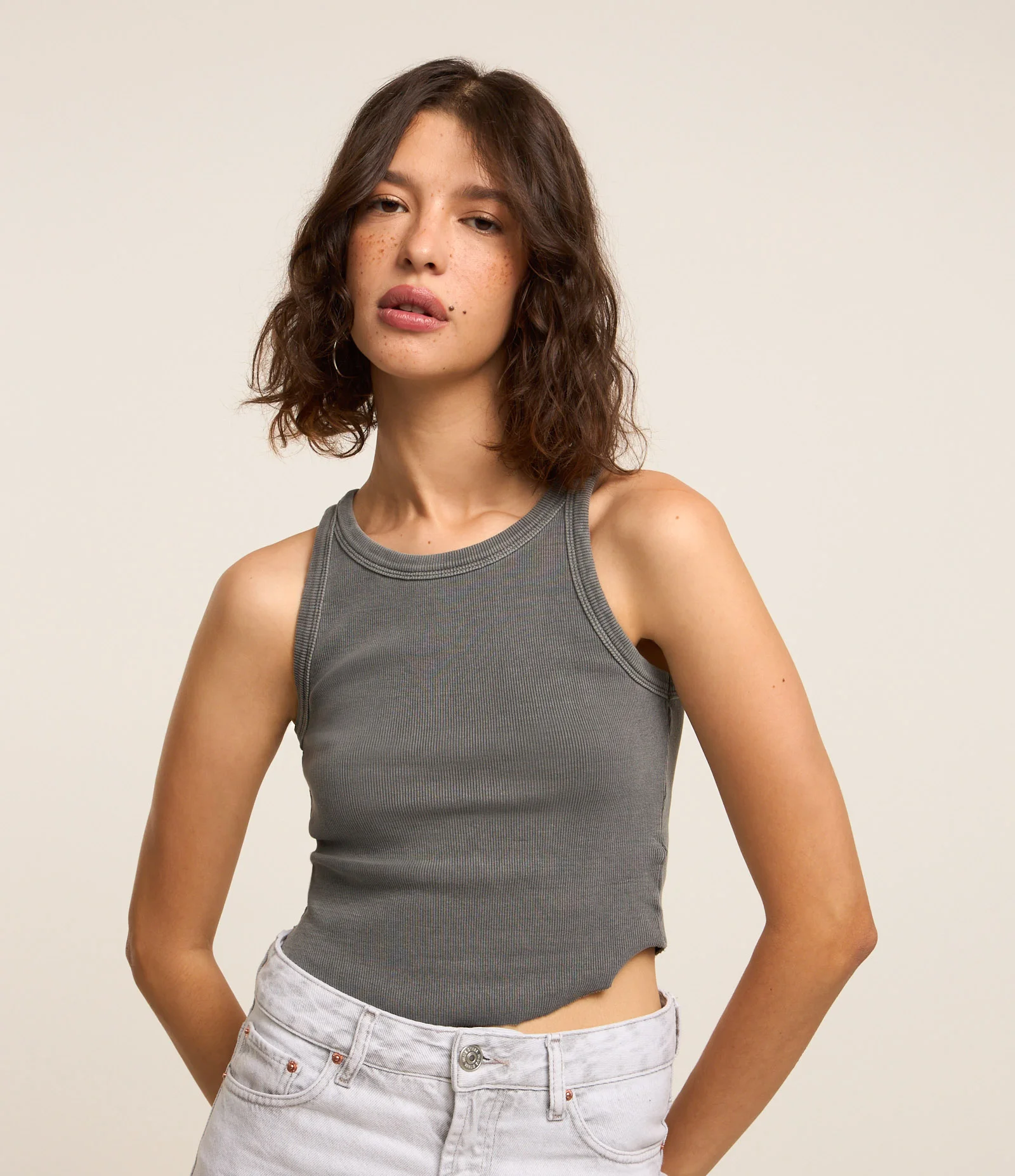 Regata em Ribana Lavada com Barra Assimétrica Cinza 1