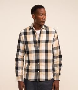 Camisa Regular em Flanela com Estampa Xadrez