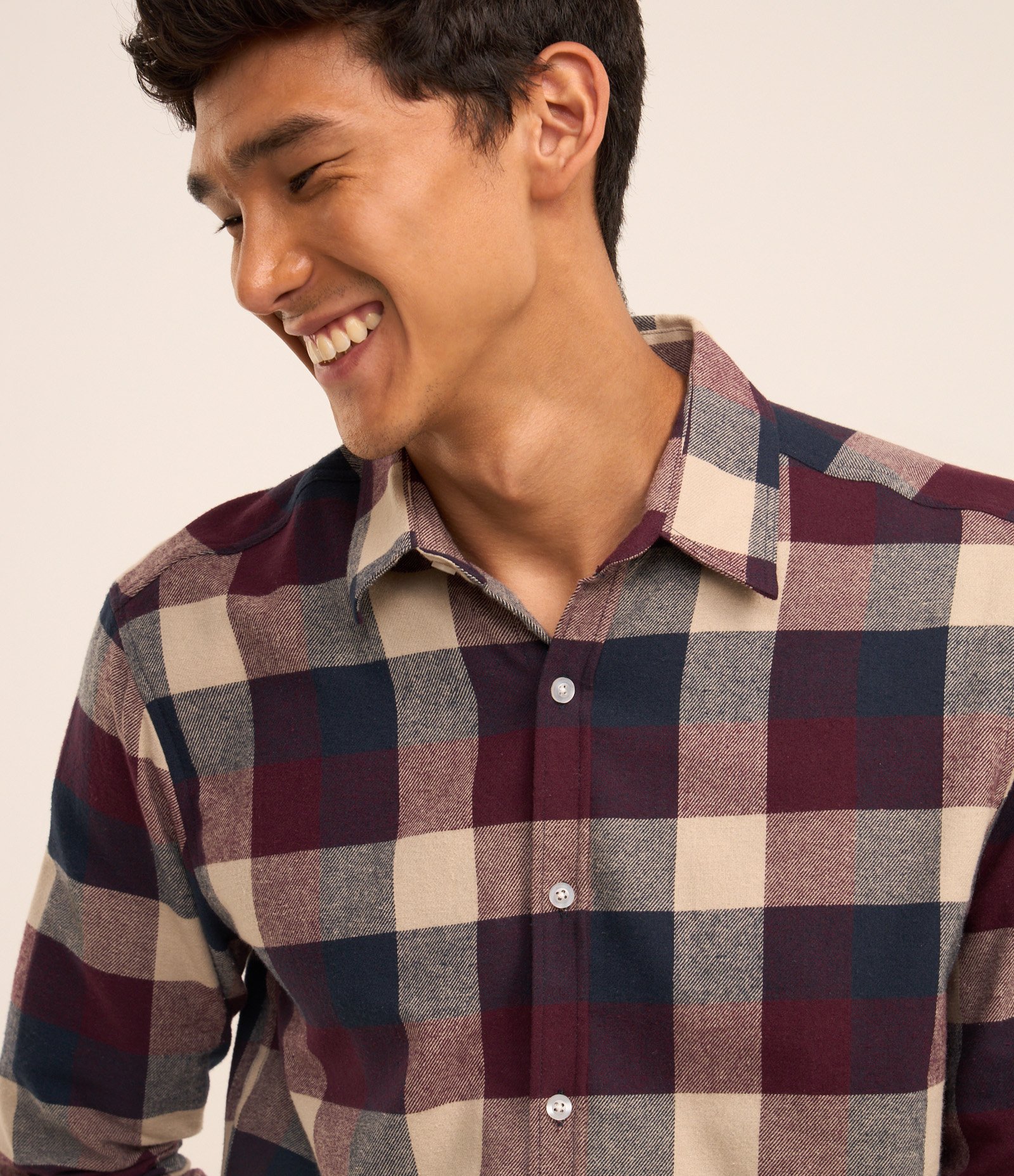 Camisa Comfort em Algodão com Estampa Xadrez e Manga Longa Bordô/Marrom/Bege 3