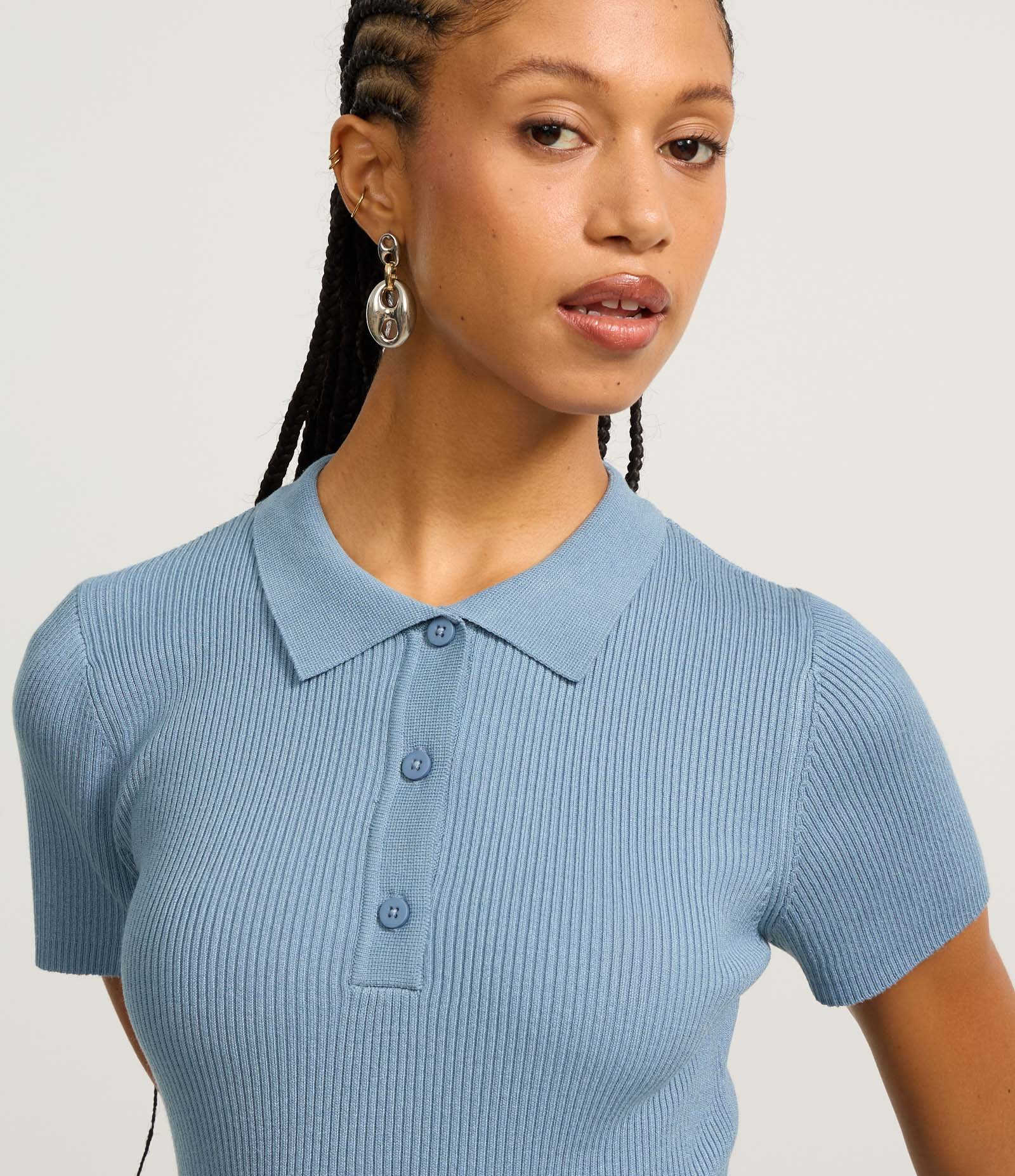 Vestido Evasê em Tricô com Gola Polo Azul 3