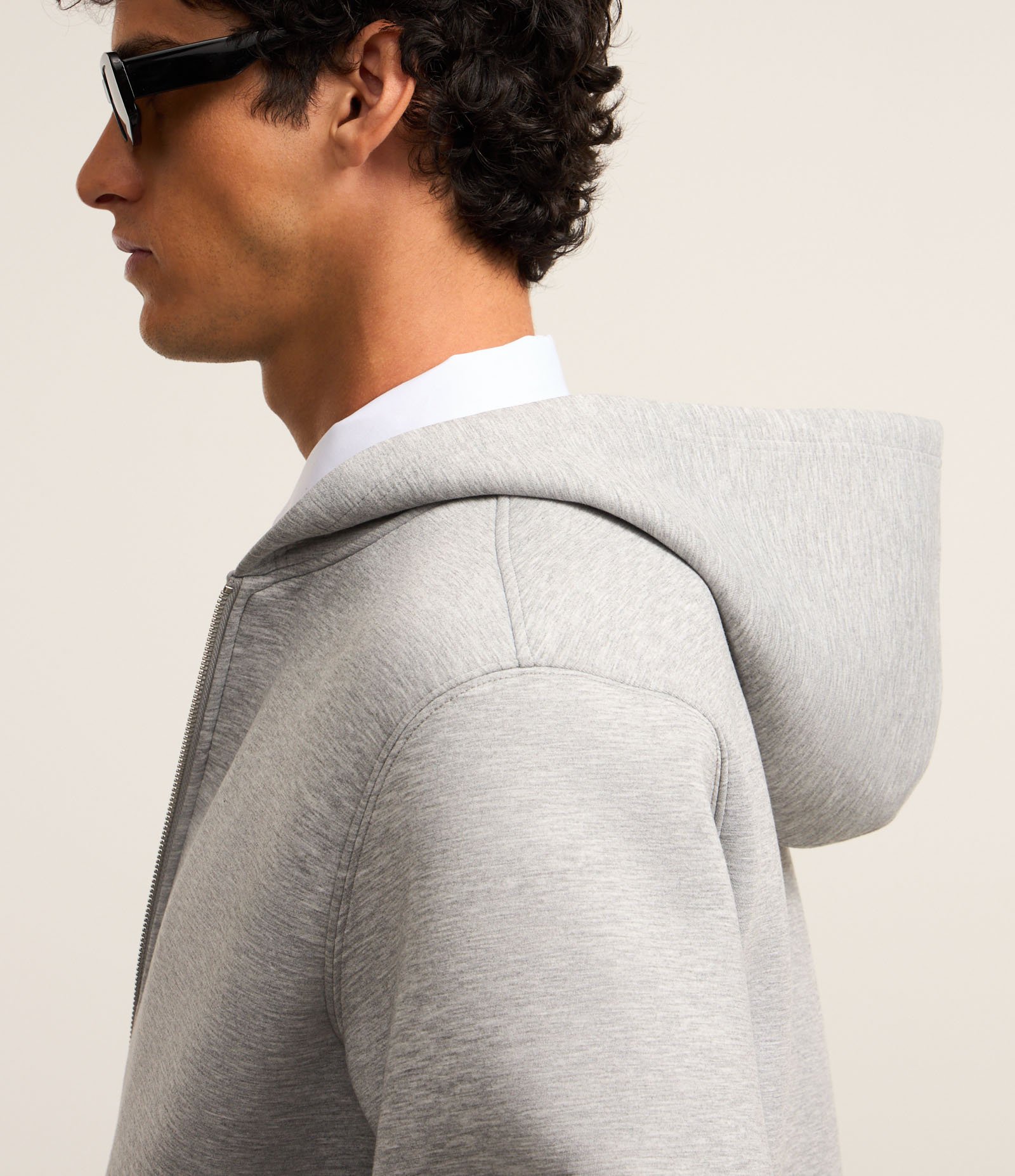 Casaco Bomber Tech com Capuz Cinza 3