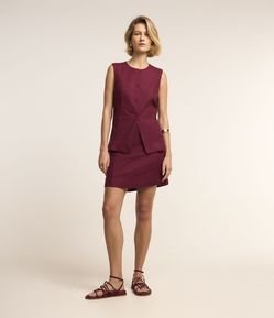 Saia em Viscolinho com Detalhe de Bolso Falso