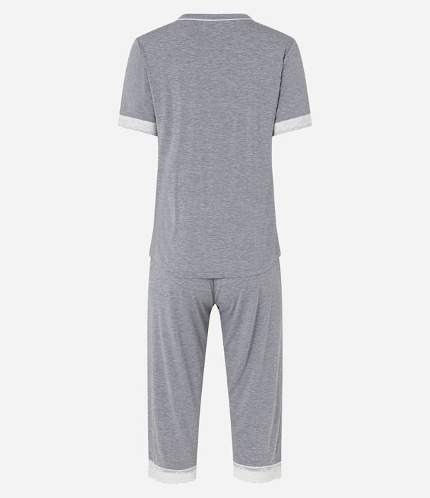 Pijama Capri em Viscose com Detalhes em Renda