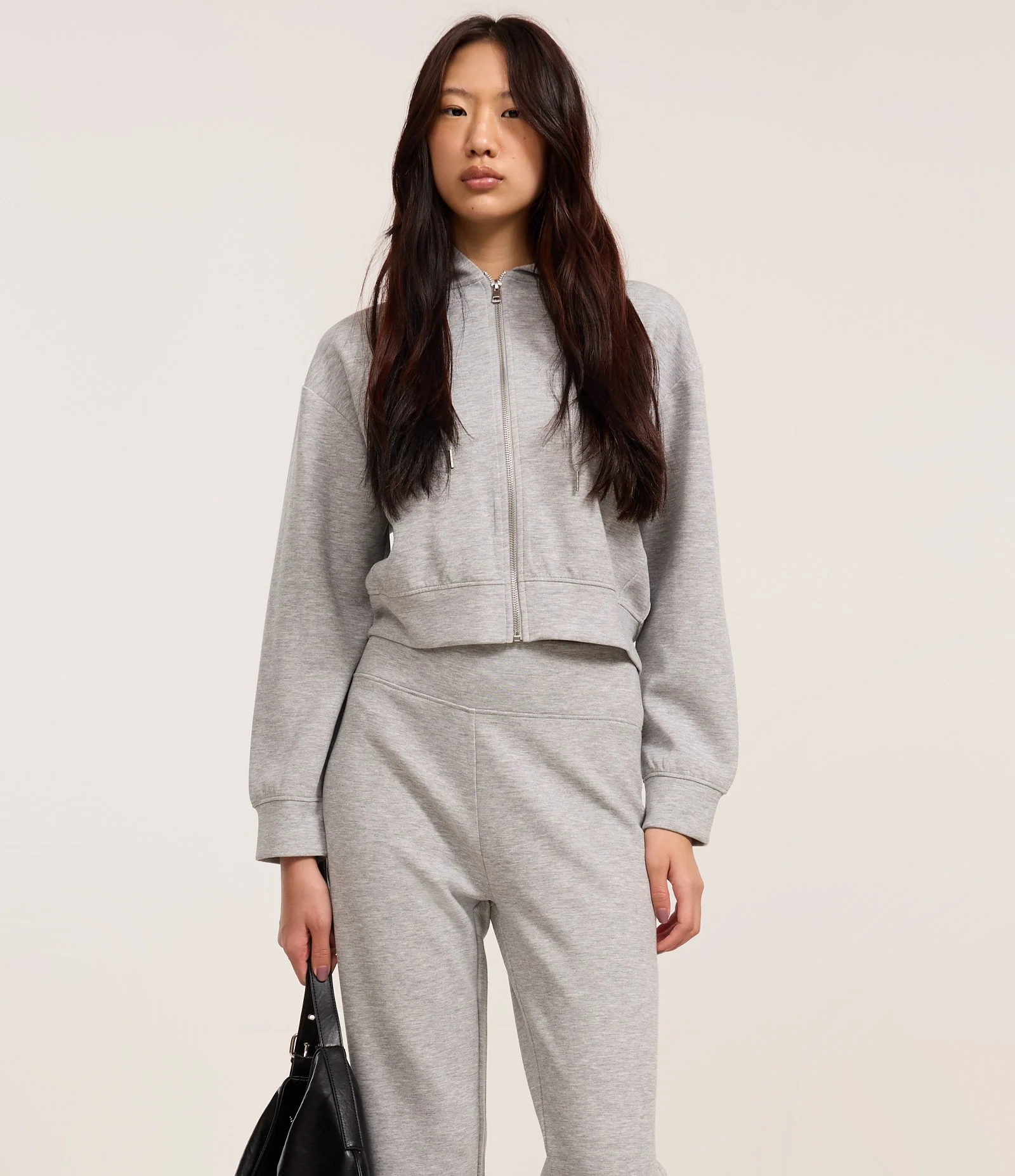 Calça Flare em Moletinho com Forro Fleece Cinza 2