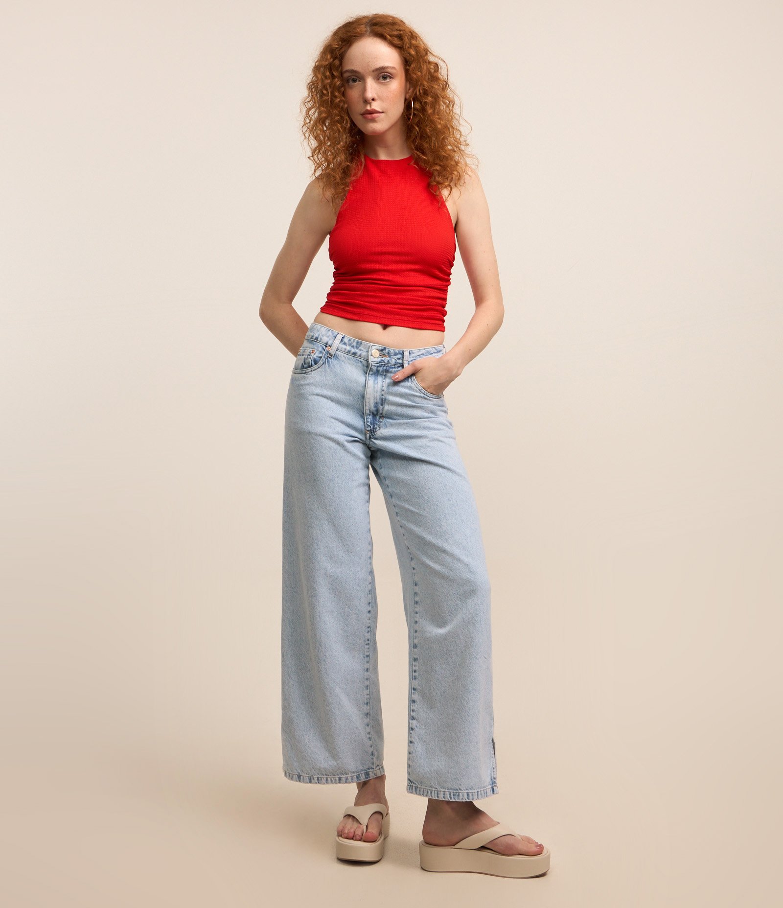 Blusa Frente Única com Texturas Vermelho 2