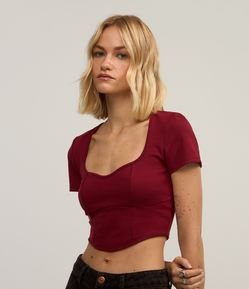 Blusa Cropped em Ponto Roma com Decote Coração