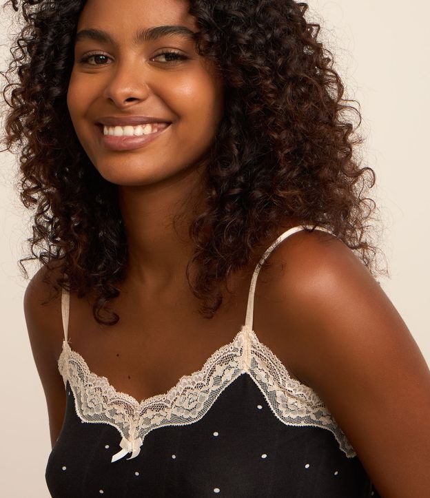Pijama Short Doll Alcinha com Estampa Poá e Detalhe de Renda