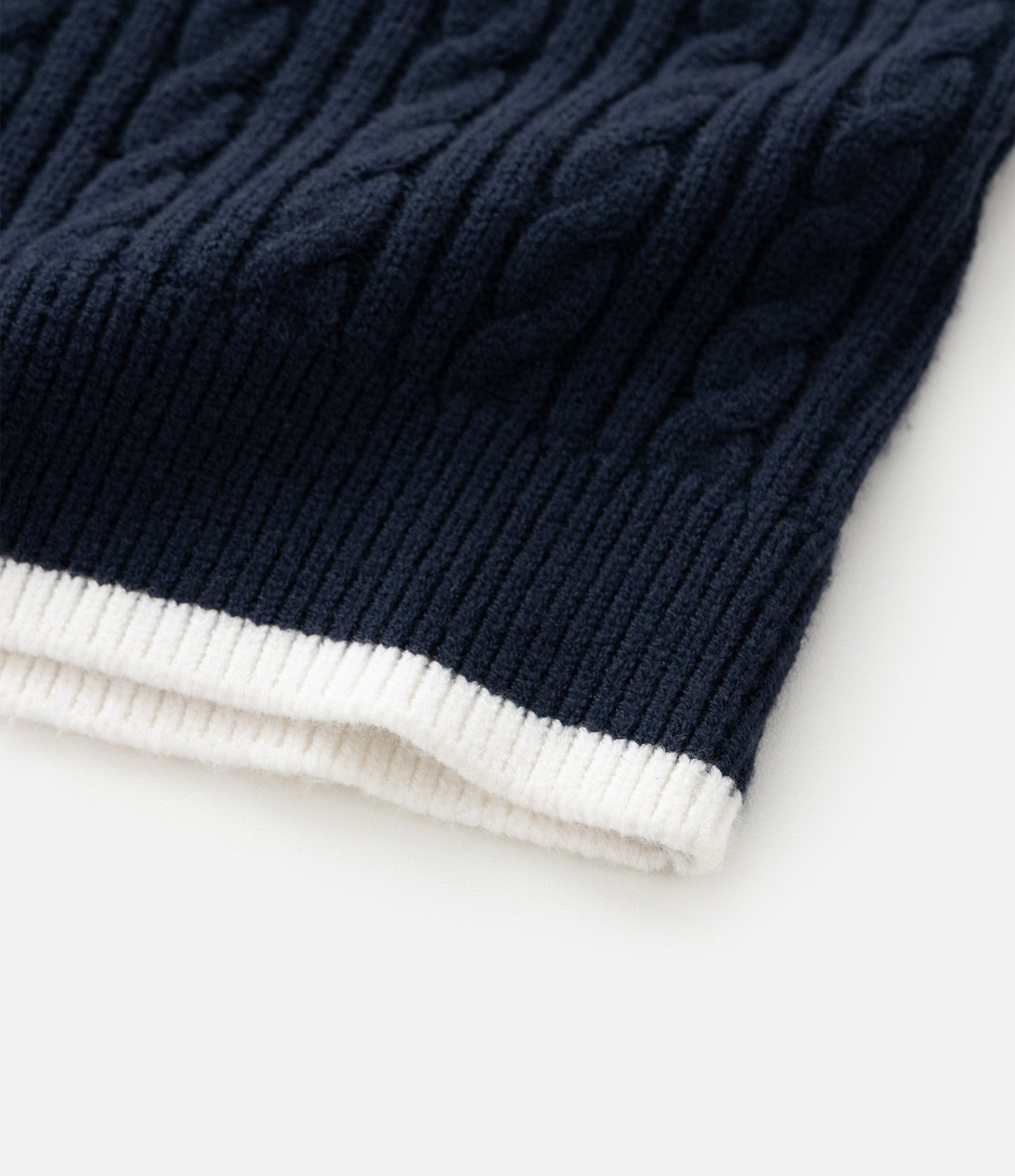 Blusa em Tricô com Estampa de Ursinho Azul Marinho 9