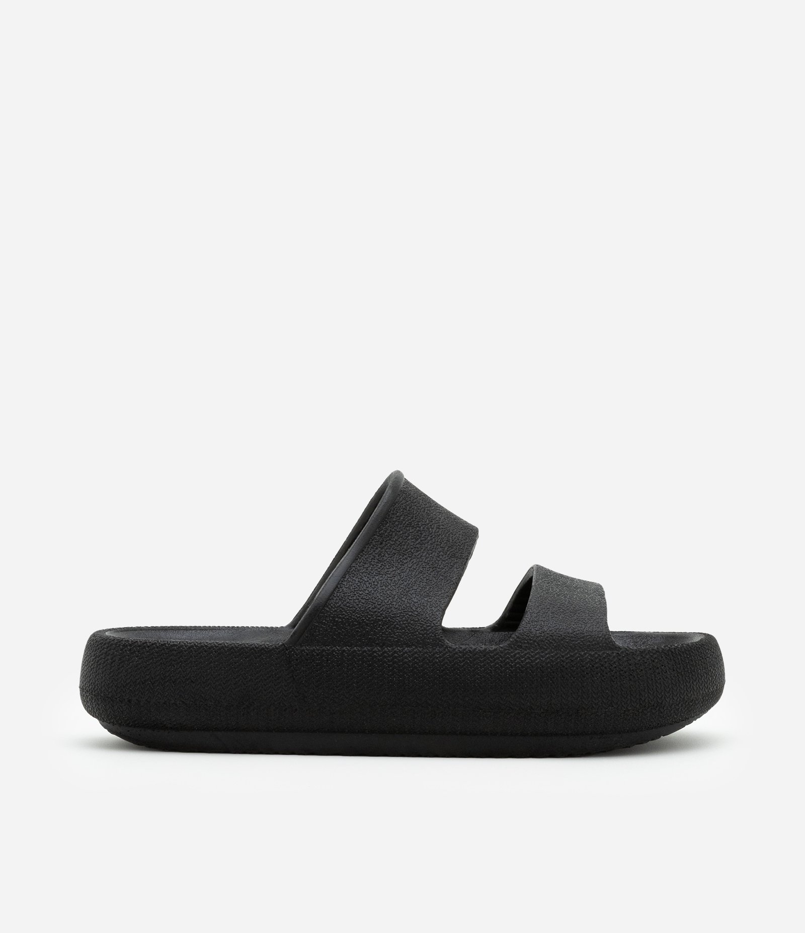 Chinelo Nuvem em PU Preto 1