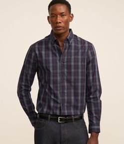 Camisa em Tricoline com Estampa Xadrez