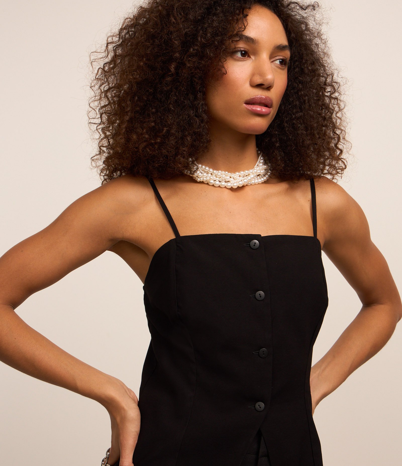 Blusa de Alça em Alfaiataria com Botões Preto 3
