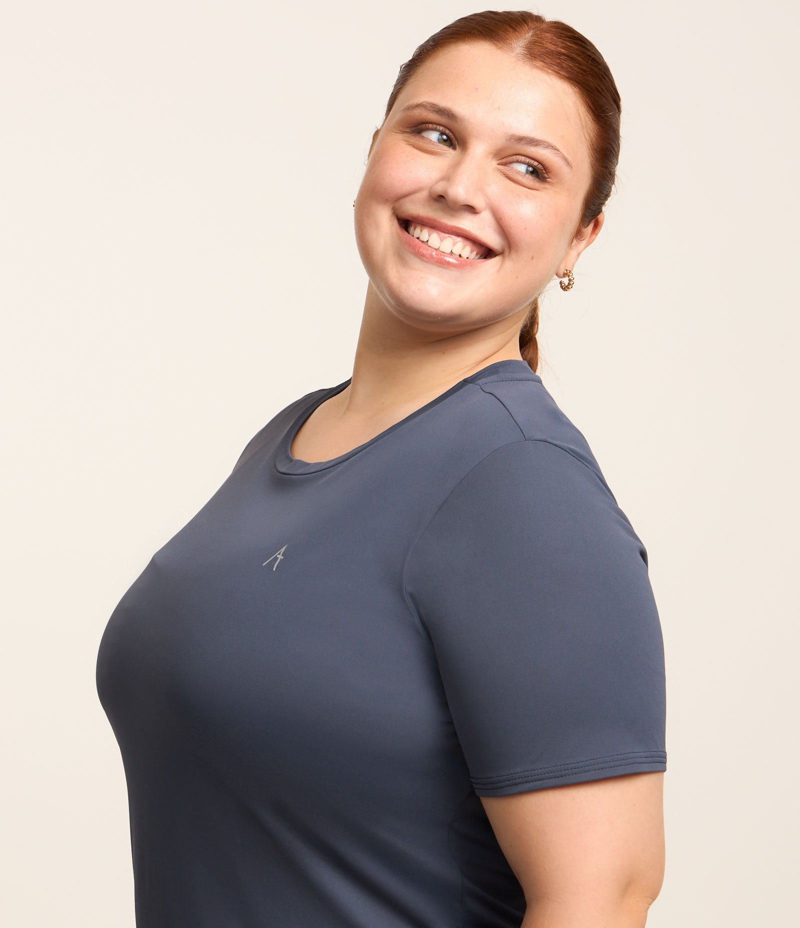 Camiseta Esportiva com Tecnologia Dry Curve & Plus Size Azul Acinzentado 2