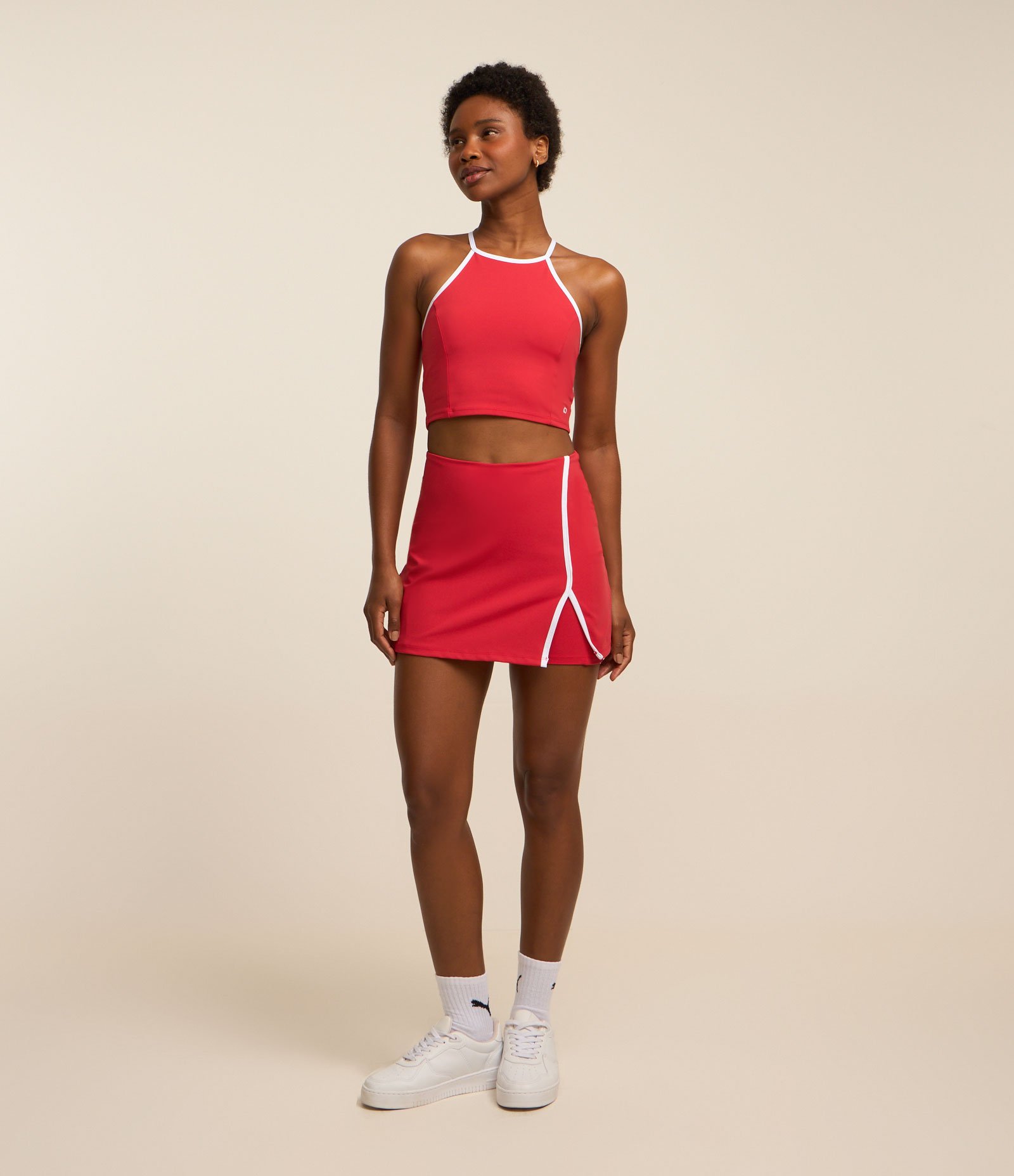 Top Esportivo Sem Bojo com Viés Contrastante e Abertura nas Costas Vermelho 2