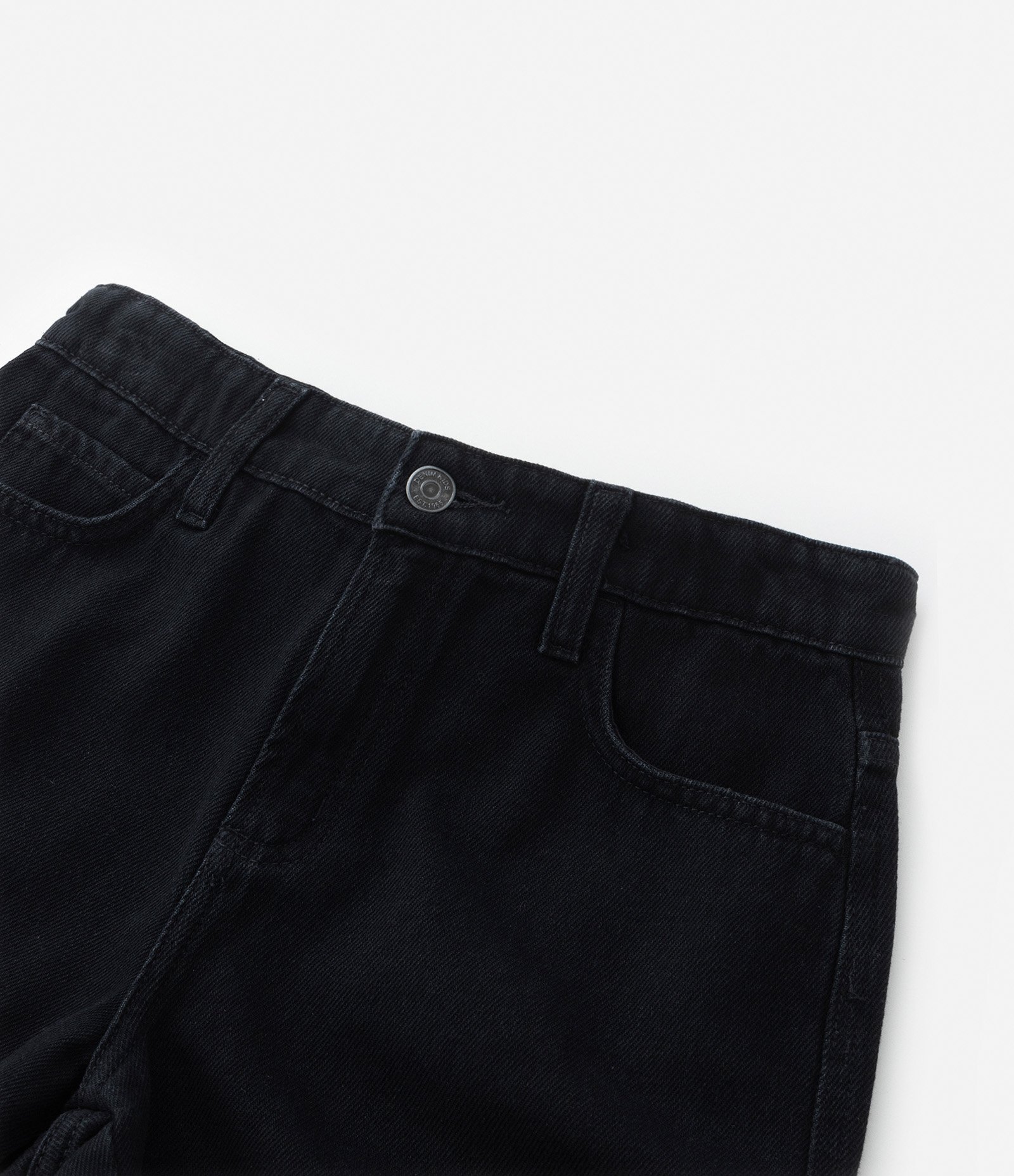 Short Infantil em Jeans com Barra Desfiada - Tam 5 a 14 Anos Preto 3