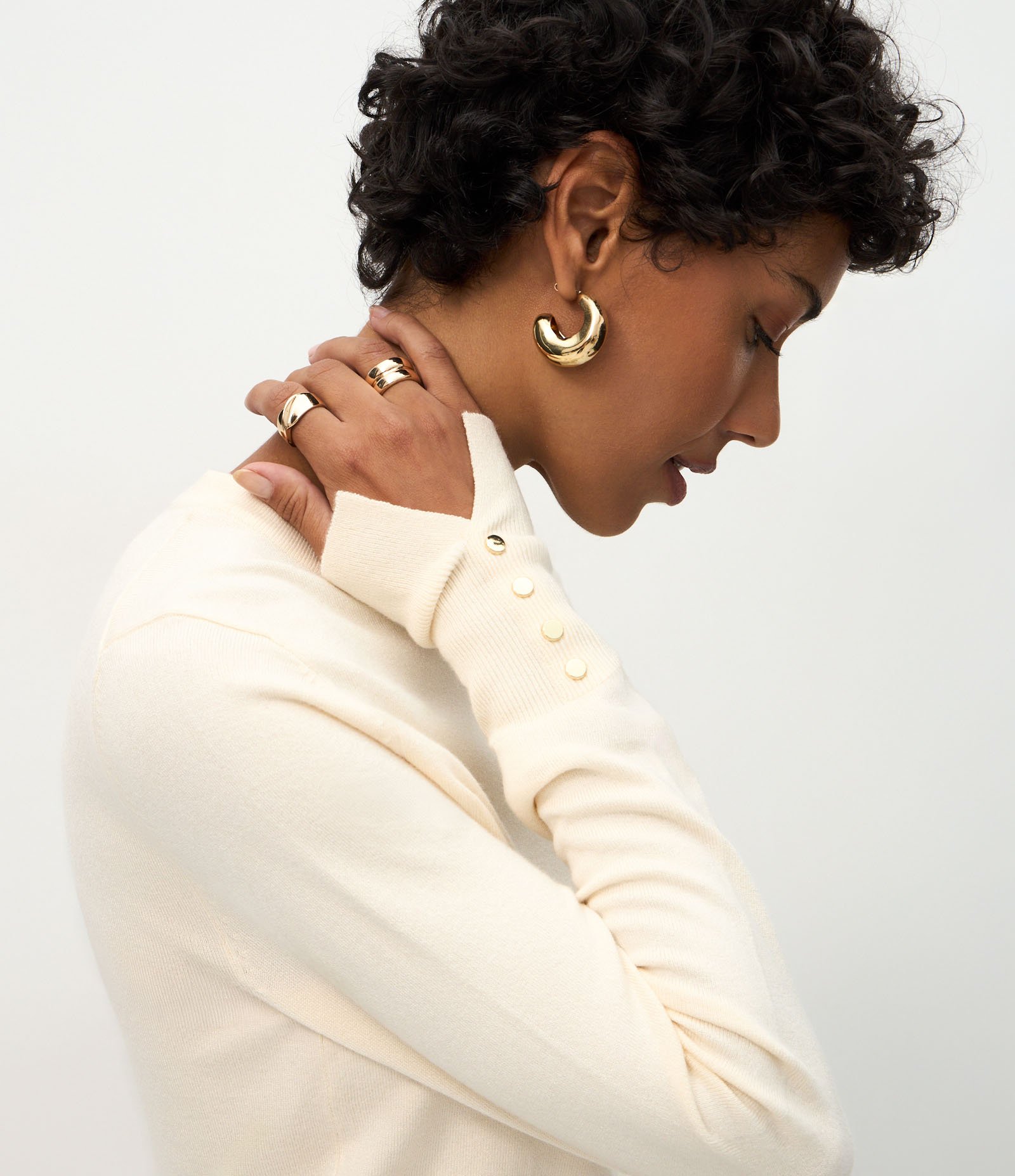 Suéter em Tricô com Botões no Punho Bege Creme 3